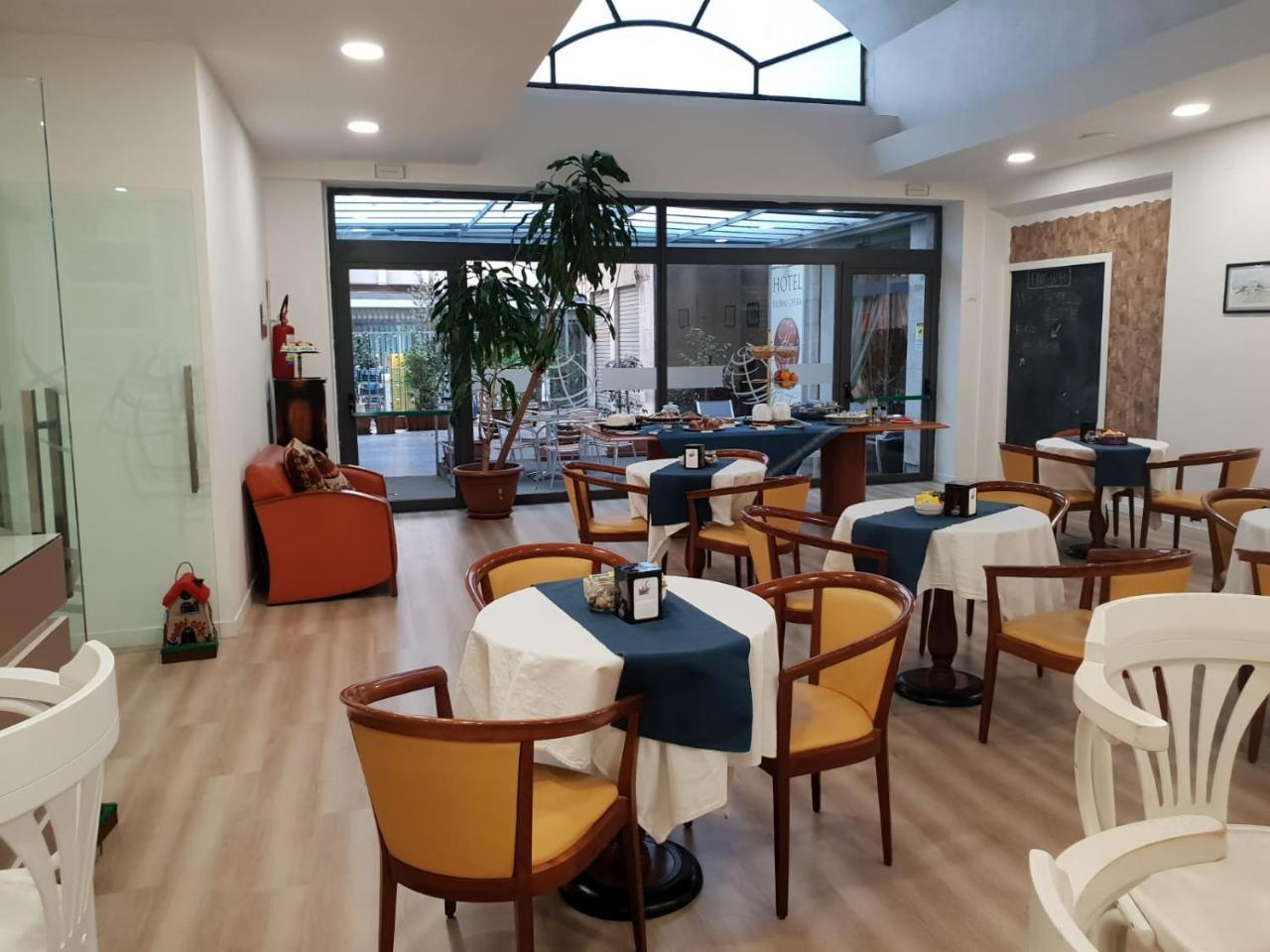 Hotel Elite Centro 3*